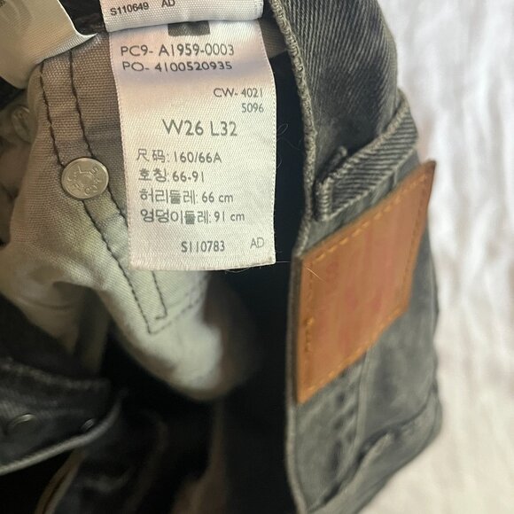 26x32 Levi's 501 '90s Women's Jeans - Picture 9 of 9